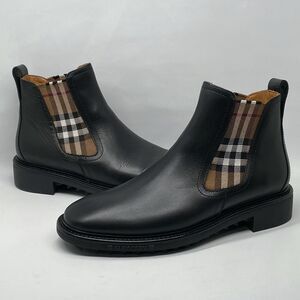 Burberry Men's Allostock Chelsea Boots size 40/us size 7